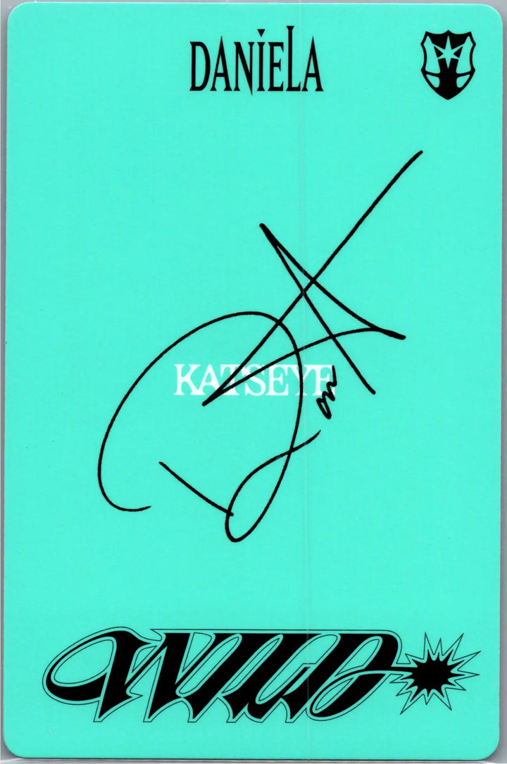 KATSEYE "WILD" - Official Photocard (Photobook Ver.) [26.08.18]