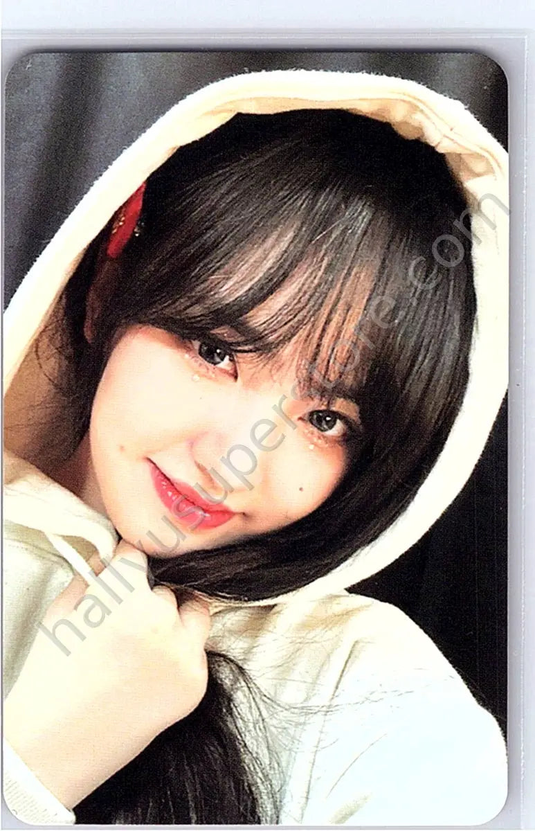 IVE - Liz - IVE - Liz - The Prom Queens: 1st Fan Concert Event dvd inclusion