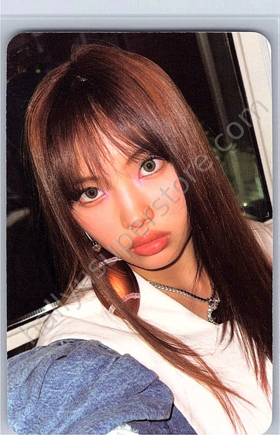 NewJeans - Hyein - NewJeans “OMG” album photocard C version version 2 weverse album version