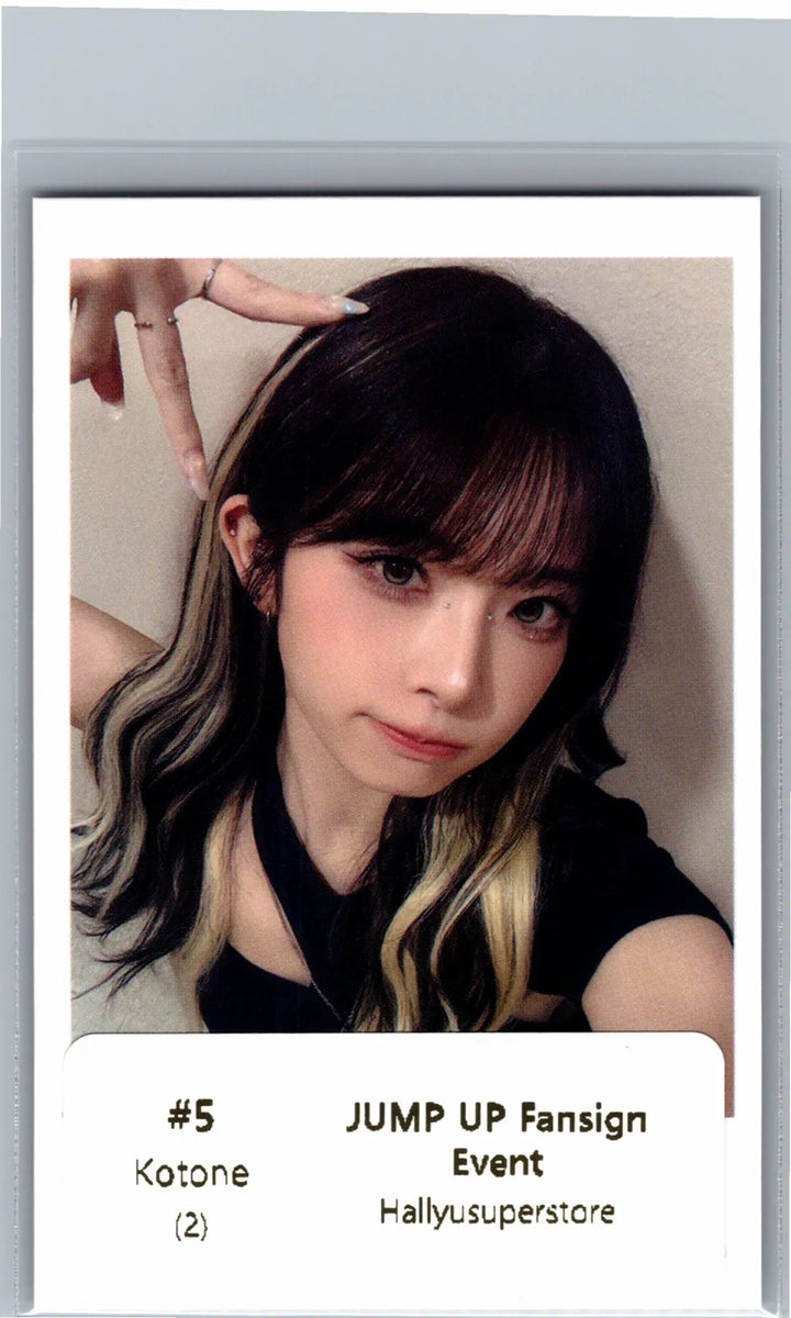 TripleS "LOVE&amp;POP pt.1" - Jump UP Fansign Event Polaroid type Photocard [26.07.06]