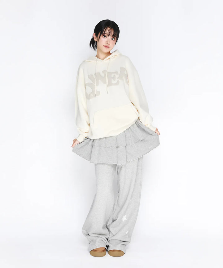 **QWER -Ames-Worldwide  QWER BIG TYPO HOODIE CREAM