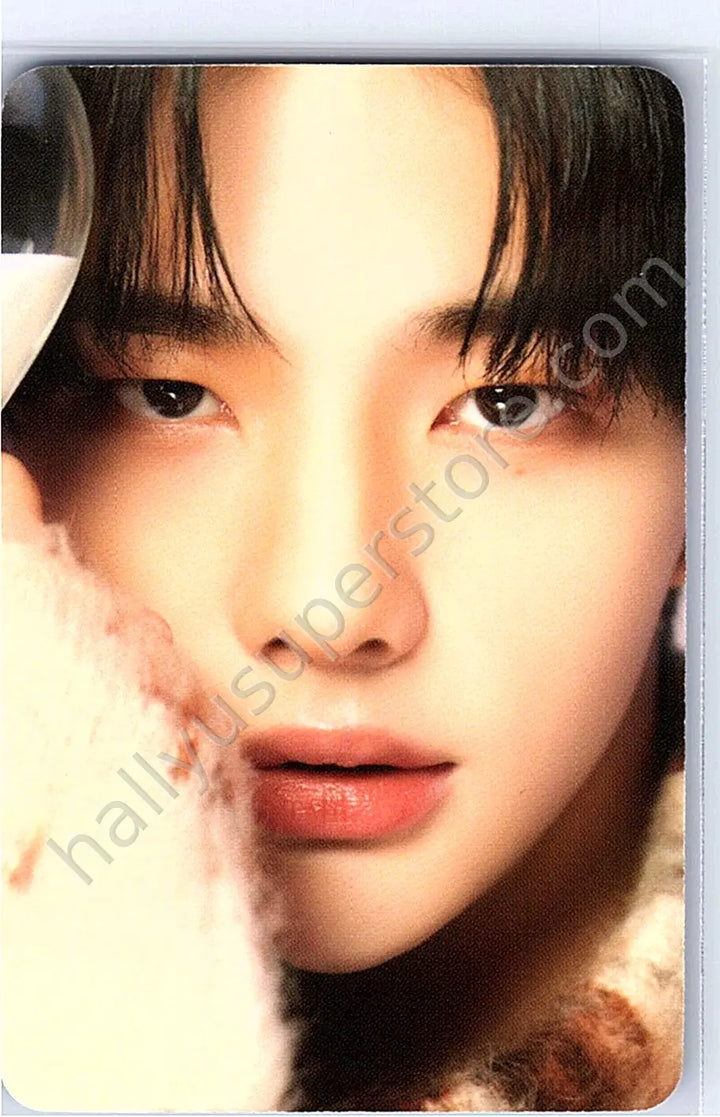 Stray Kids - Hyunjin - DICON D&