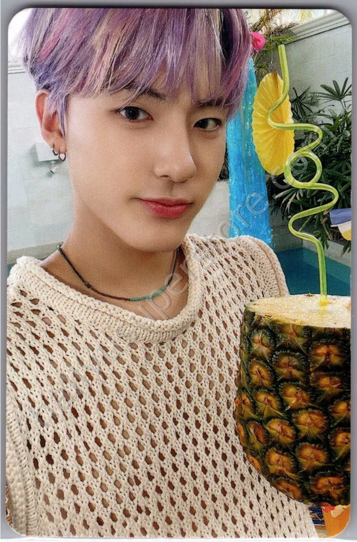 THE BOYZ - Eric - Thrill-ing album photocard splash version