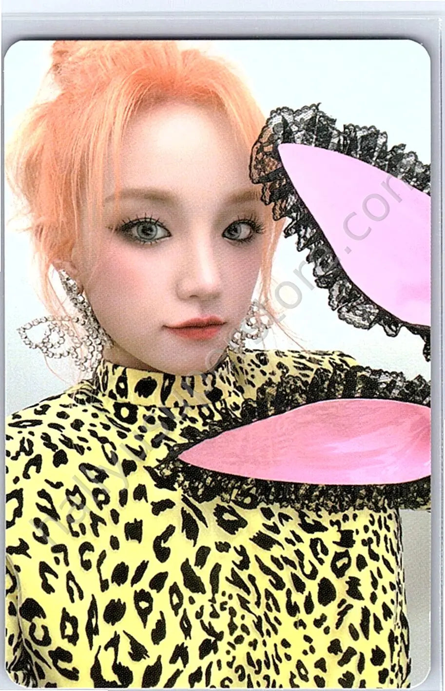 i-dle - Yuqi - I Love album photocard standard version x-file version