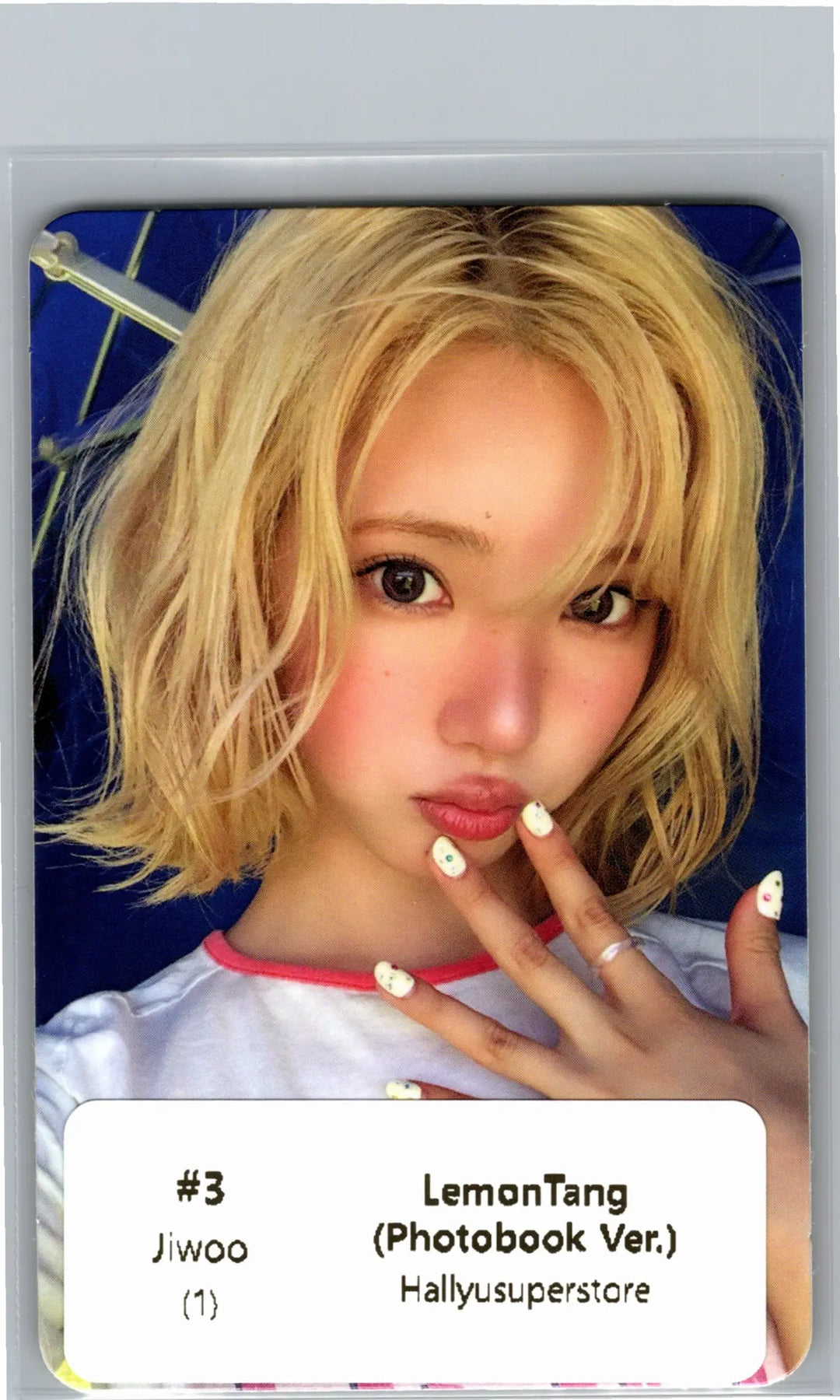 Hearts2Hearts "Lemon Tang" - Official Photocard [26.06.24][Restocked07/01]