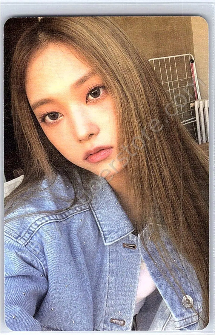 NewJeans - Haerin - NewJeans 1st EP “New Jeans” album photocard bluebook version haerin version