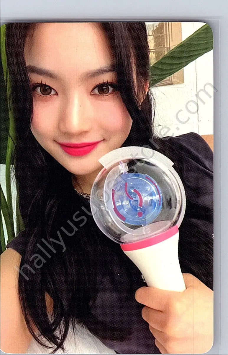 STAYC - Isa - STAYC OFFICIAL LIGHTSTICK