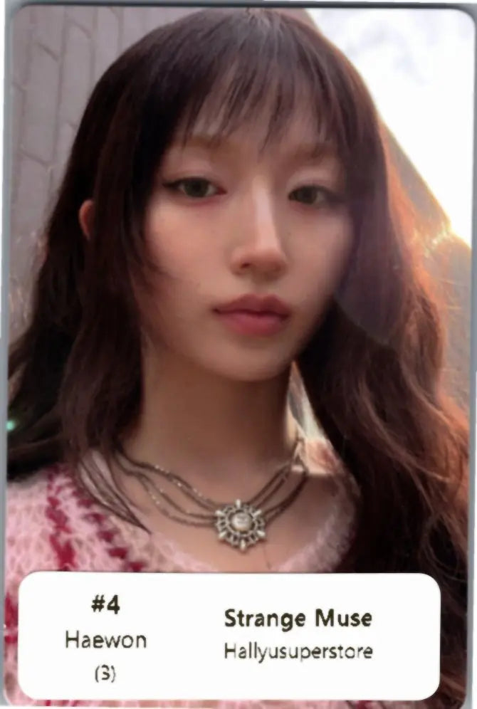 NMIXX "Strange Muse" - Official Photocard [26.10.20]