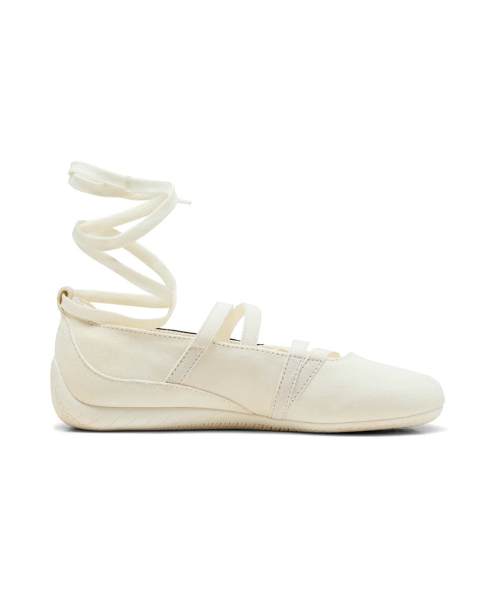 ** ROSE X PUMA - Speedcat Valet Suede x Rose - Warm White: Pink / 404395-01