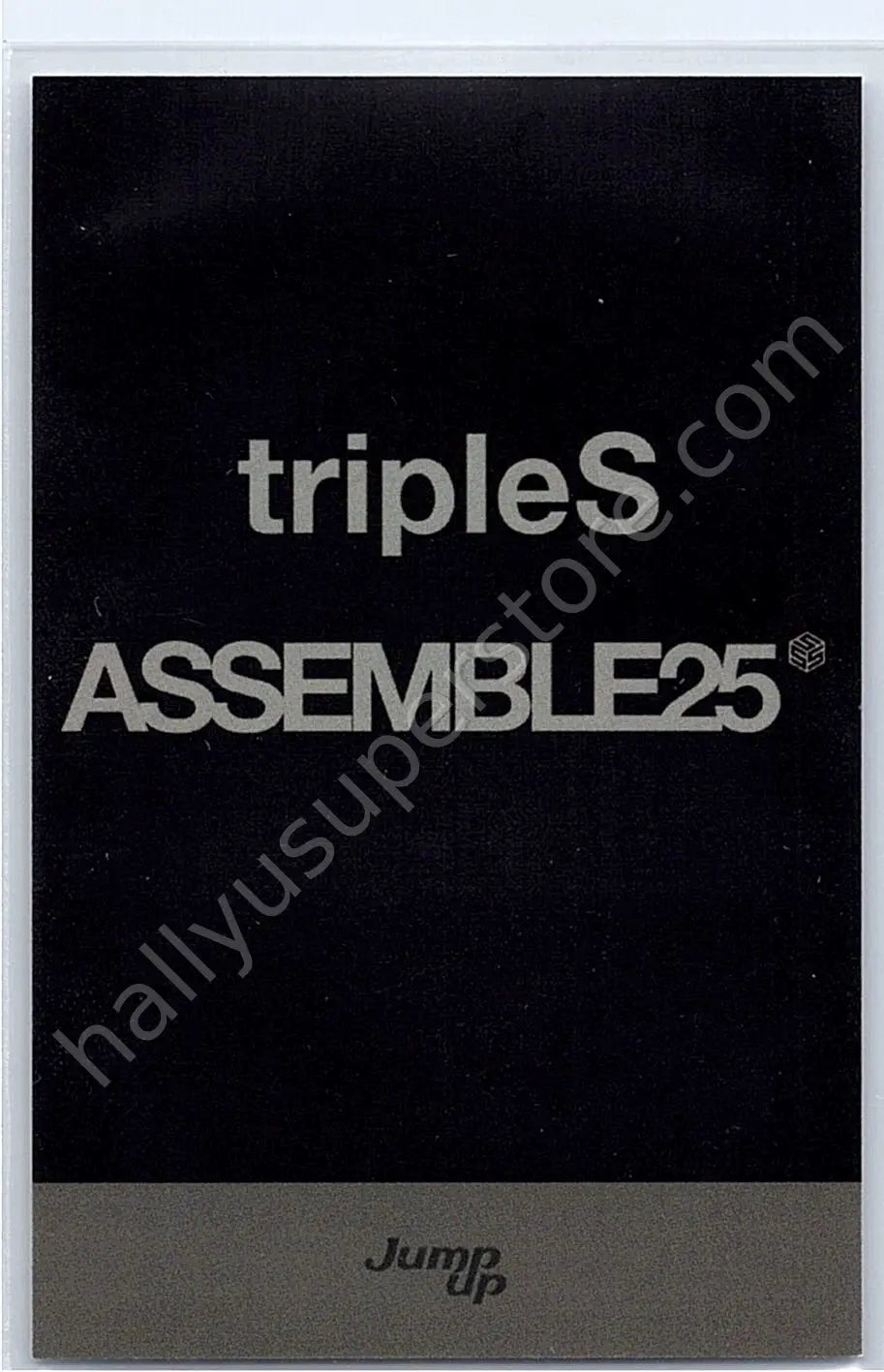 tripleS - Kaede - Assemble25 Jump-up polaroid