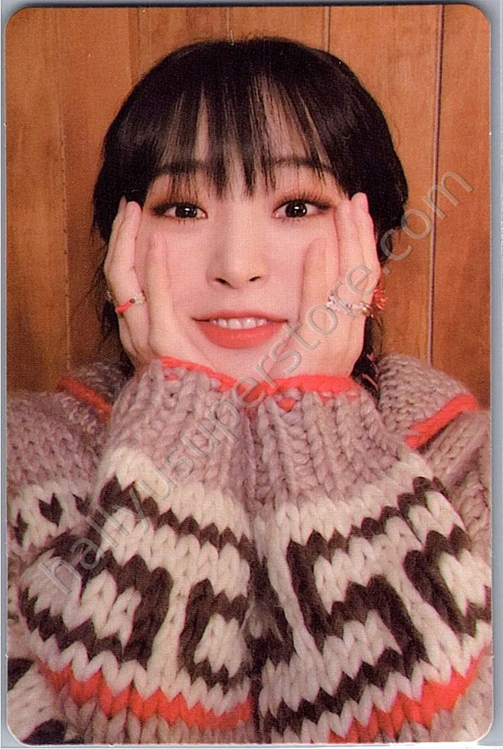 MAMAMOO - Moonbyul - The Present bizent pob (pre-order benefit)