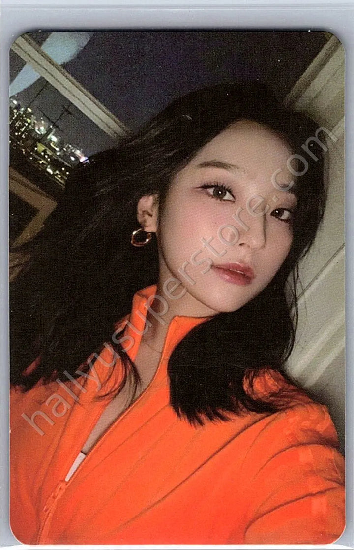 fromis_9 - Saerom - Midnight Guest album photocard jewel case version