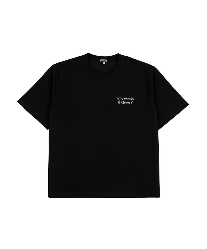 **QWER -Magenta  Good Day Run-On T-shirt [Black]