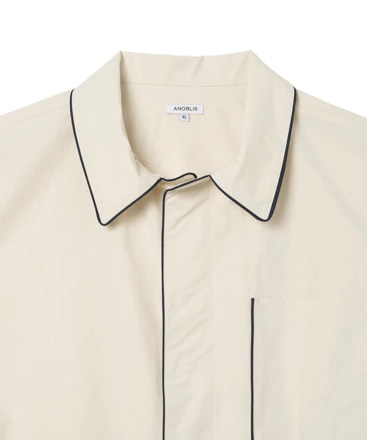 **QWER -Magenta Piping Flared Shirt [Lemon]