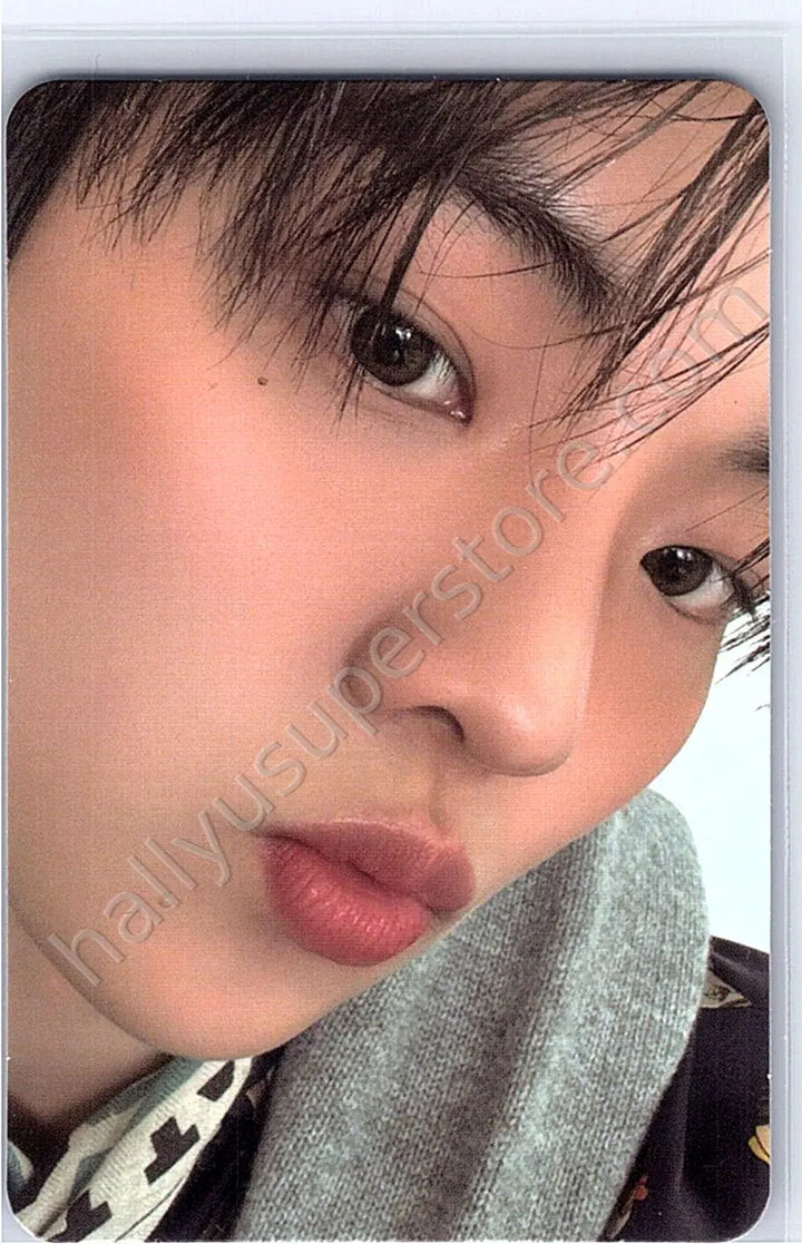 THE BOYZ - Q - Unexpected album photocard begin version