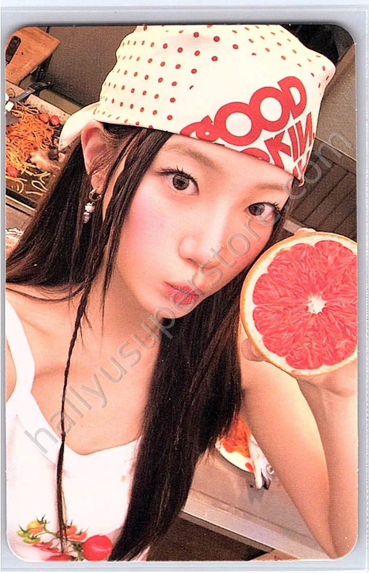 LE SSERAFIM - Kazuha - SPAGHETTI album photocard standard version weird garlic version