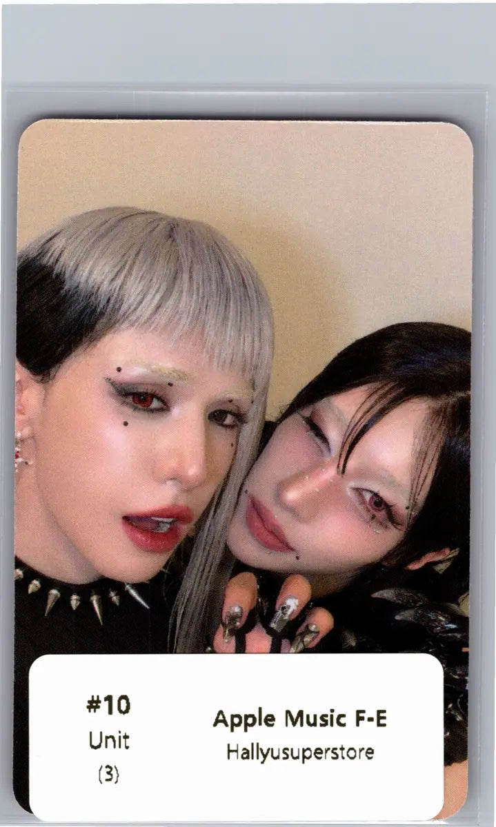 XLOV "I,God"- Apple Music Fansign Event Photocard R2 [26.06.22]