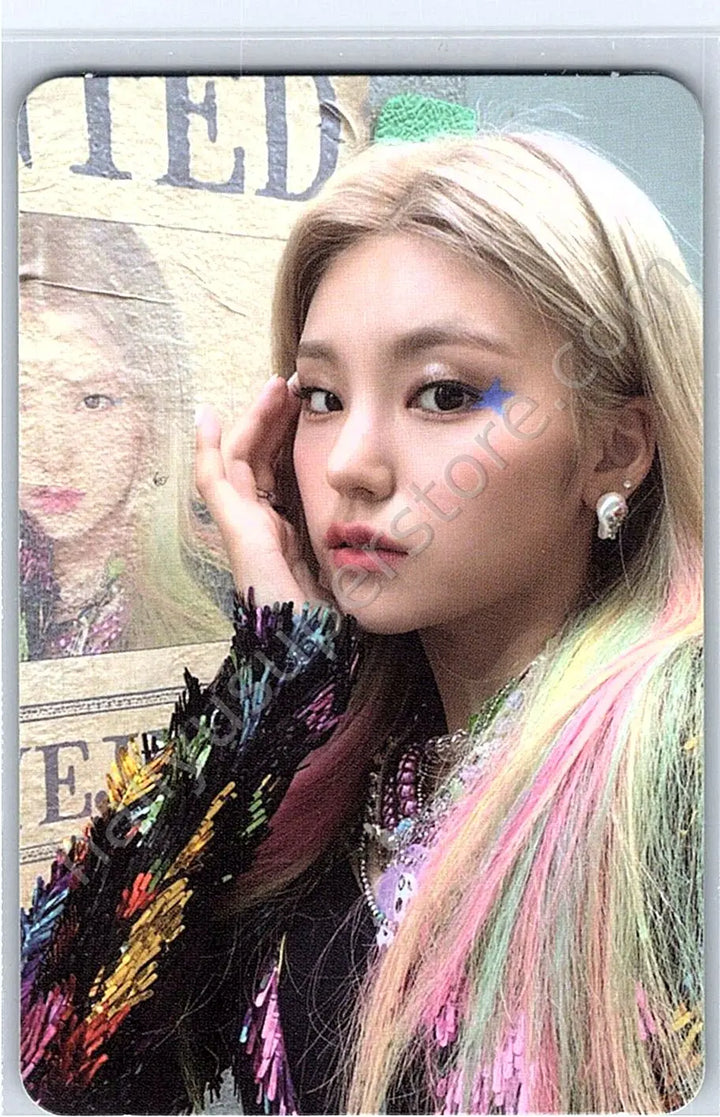 ITZY - Yeji - NOT SHY album photocard