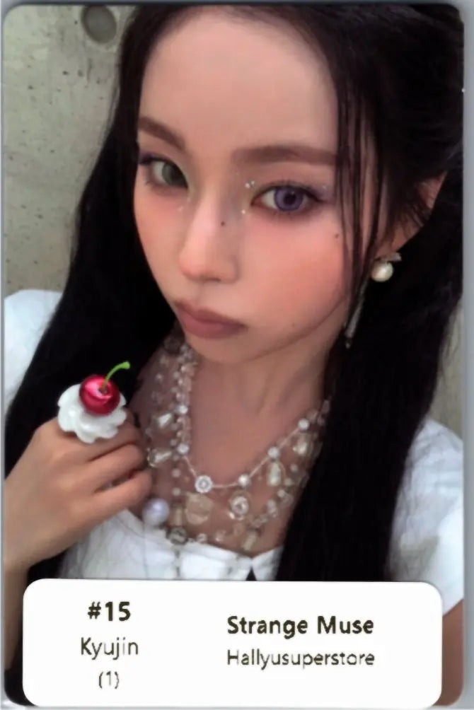NMIXX "Strange Muse" - Official Photocard [26.10.20]