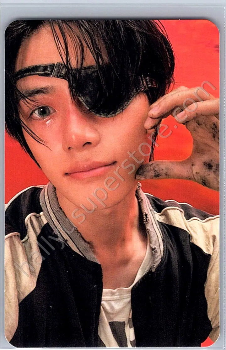 TOMORROW X TOGETHER - Beomgyu - The Star Chapter: Together afterglow version album photocard keyring version