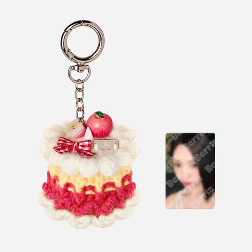 [Pre-Order] JOY(of RED VELVET) - ARTIST BIRTHDAY CROCHET MINI CAKE KEYRING