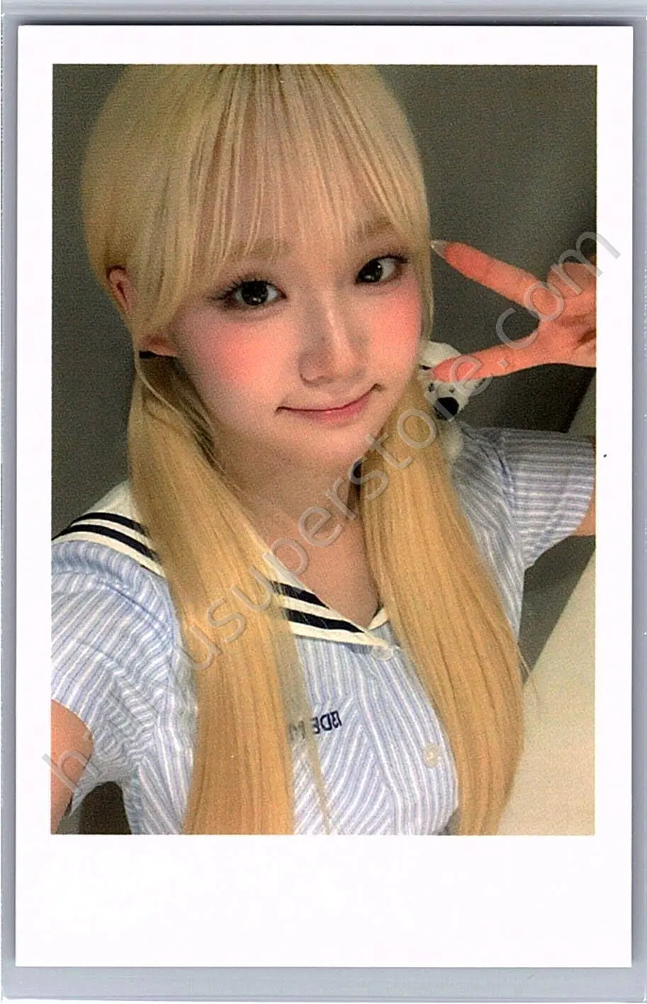 tripleS - Seoyeon - Assemble25 fansign jump up polaroid round 5