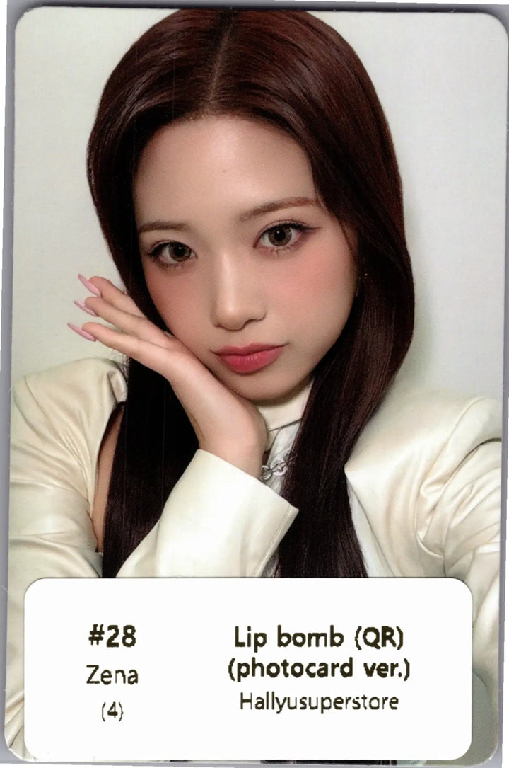 RESCENE "Lip bomb" - Official Photocard (QR)(Photocard Ver.) [26.07.24]