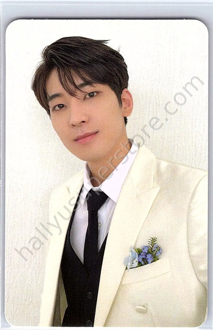 SEVENTEEN - Wonwoo - FML album photocard carat version