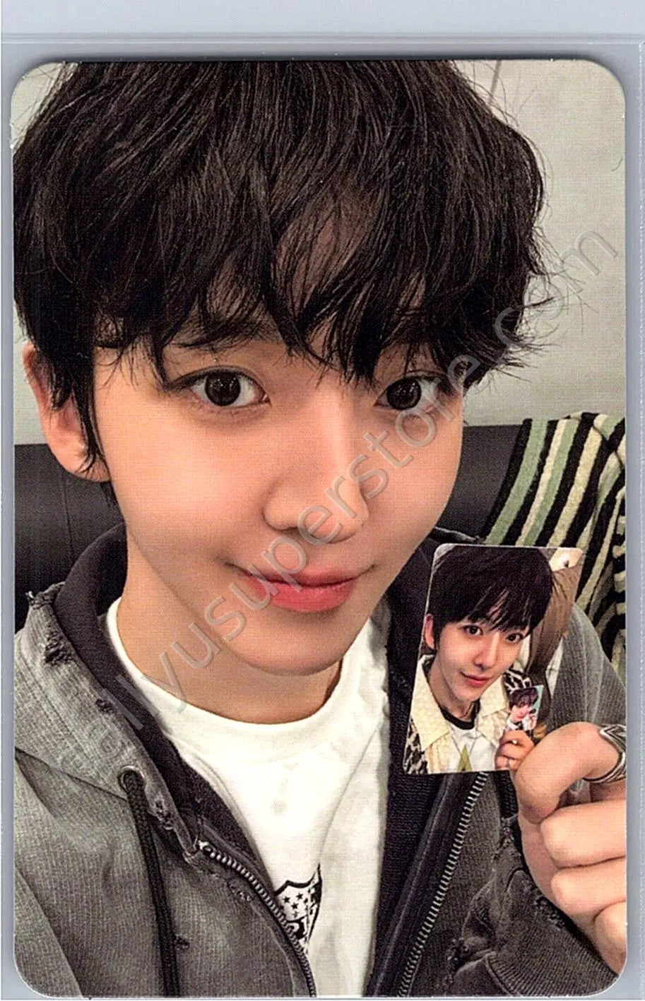 KickFlip - Donghyeon - My First Kick limited edition my first trip version pob (pre-order benefit)