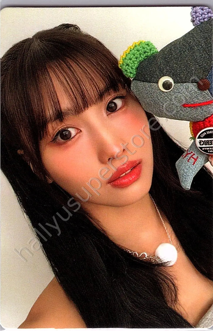TWICE - Momo - STRATEGY premiere event showcase