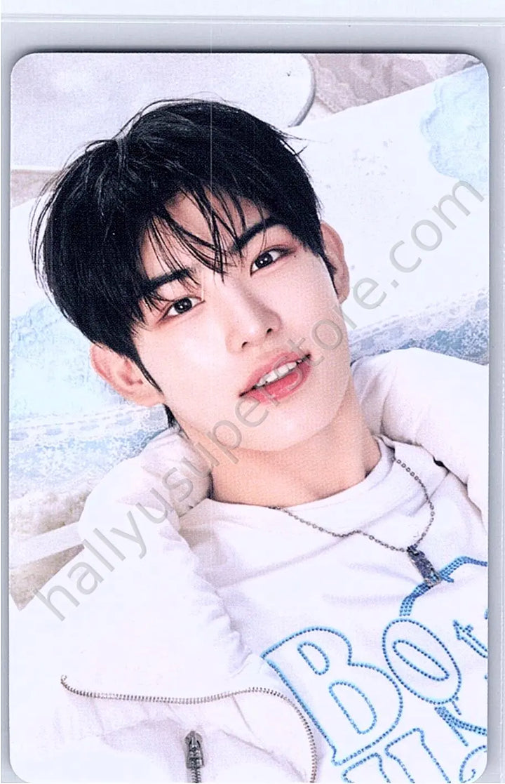 KickFlip - Minje - From KickFlip to WeFlip, 1st Fan Concert Event merch photocard trading card set