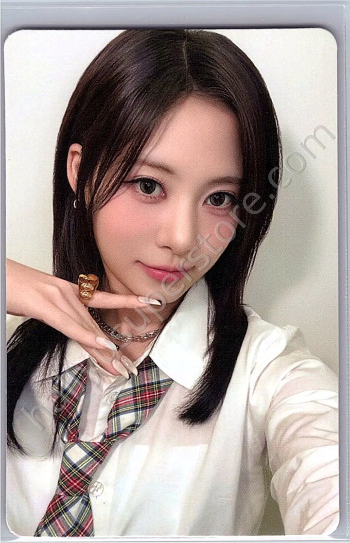 RESCENE - Liv - lip bomb album photocard balm version qr version
