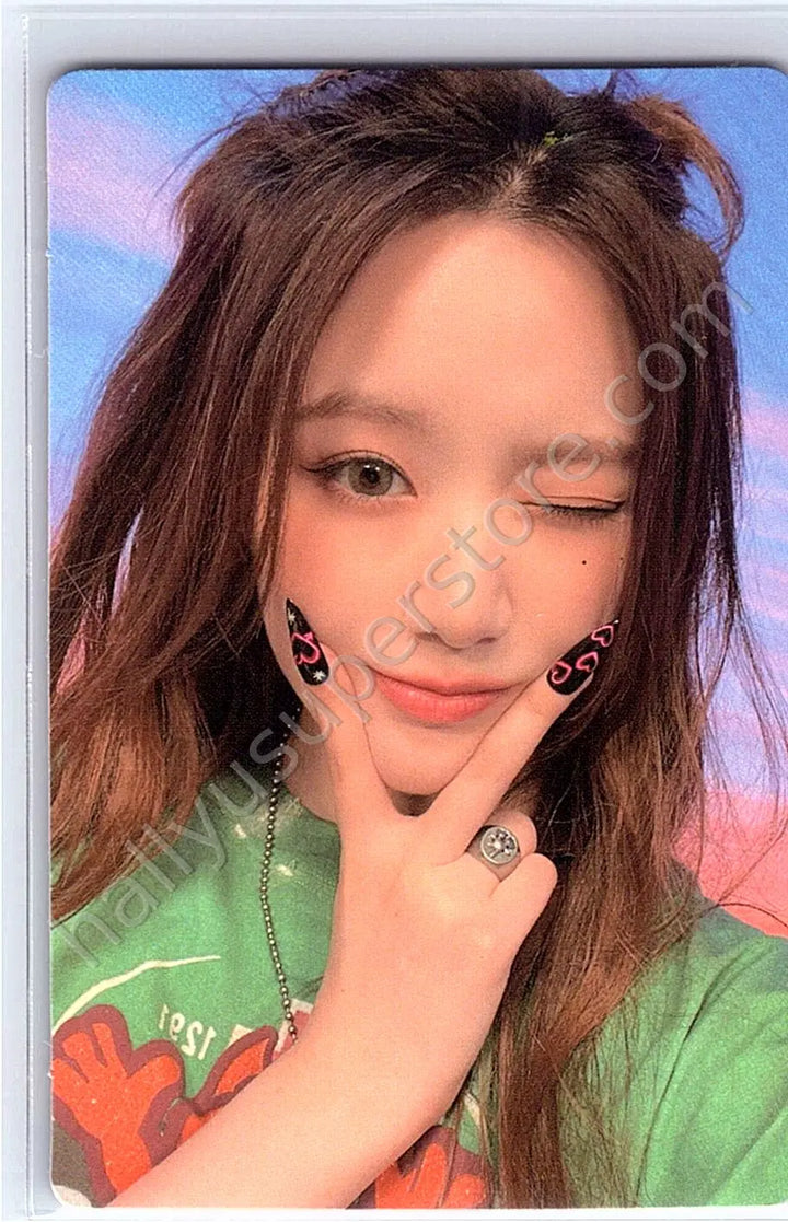 i-dle - Shuhua - HEAT album photocard english album flare version standard version