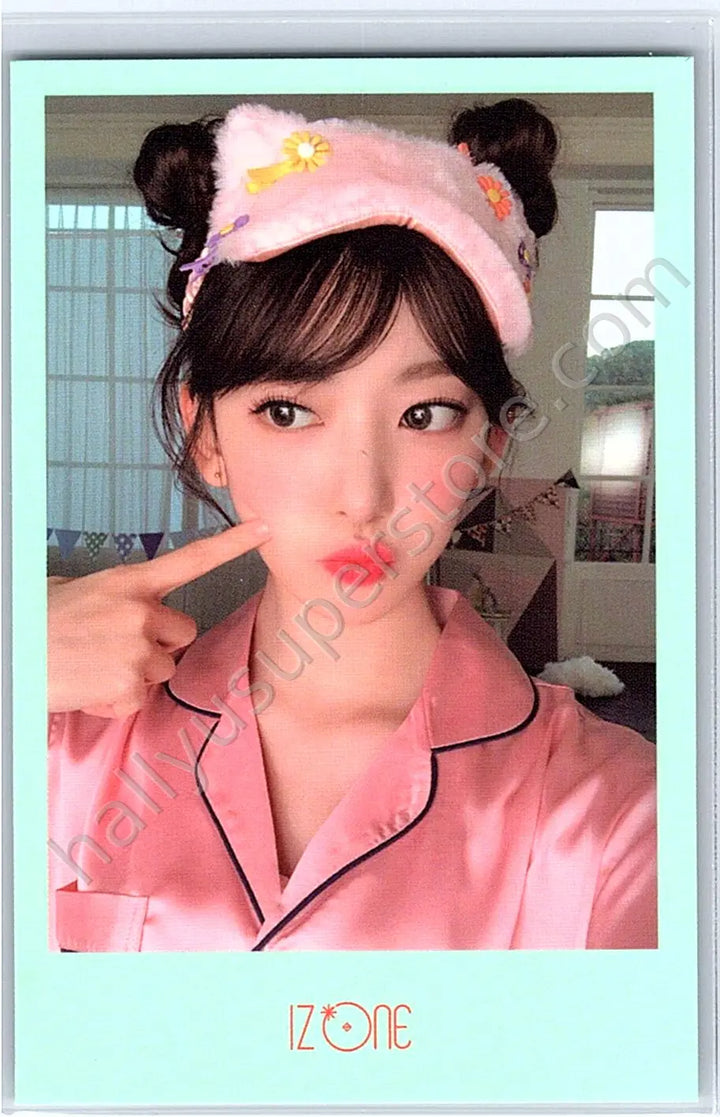 IZ*ONE - Sakura - SPRING COLLECTION 2020 “SECRET DIARY” calendar version polaroid set