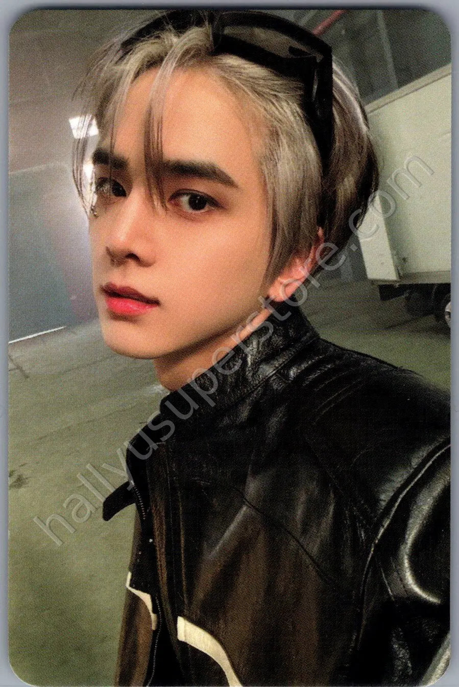 THE BOYZ - Younghoon - Phantasy Pt. 2: Sixth Sense album photocard warn version