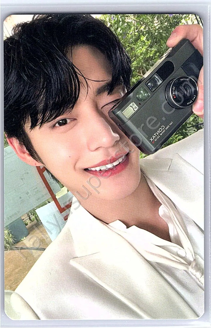 ZEROBASEONE - Jiwoong - 2023 Fan-con B version trading card