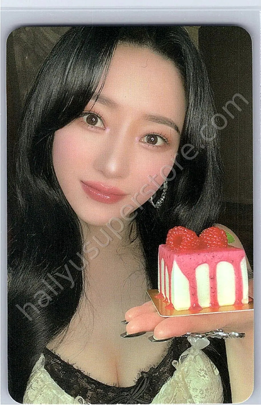 Dreamcatcher - SuA - Dreamcatcher - JiU - Luck Inside 7 Doors World Tour Event trading card version 2