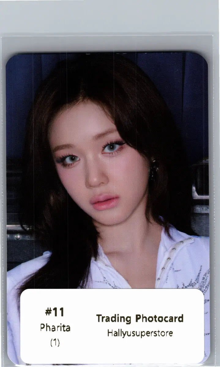BABYMONSTER -"2026-27 BABYMONSTER WORLD TOUR" [CHOOM] Pop-Up Store Random Trading Photocard (1) [26.06.22]