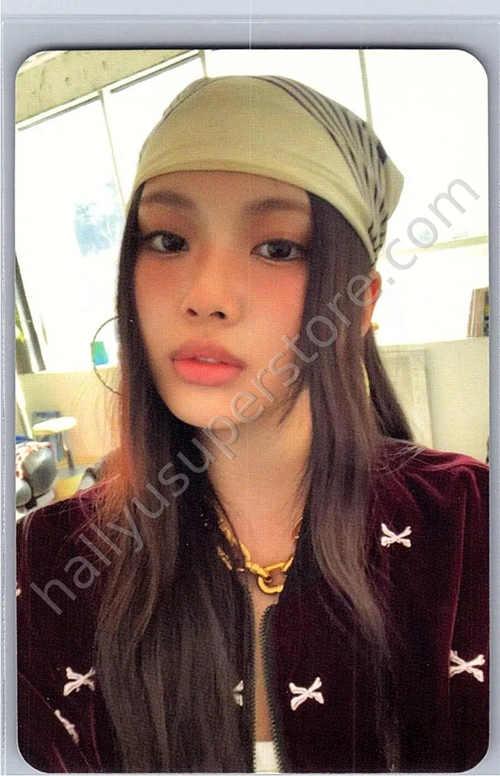 NewJeans - Hyein - How Sweet A version album photocard version 1 weverse album version