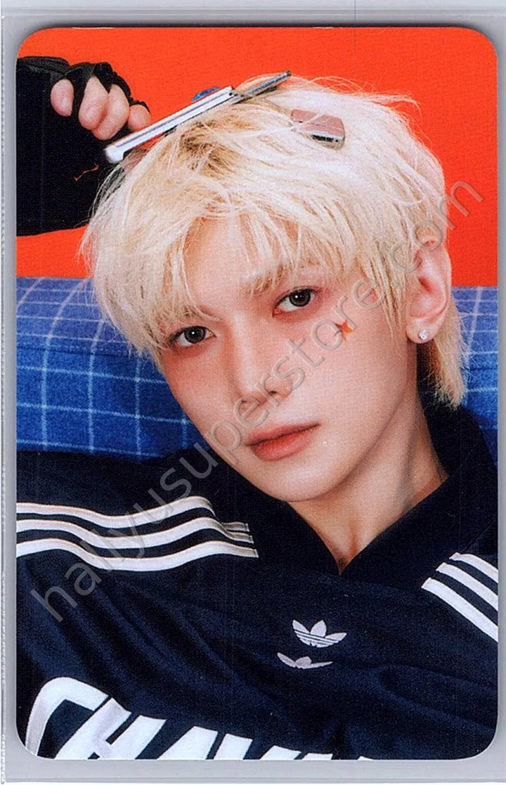 ATEEZ - Yeosang - ANITEEZ IN COLOR trading card version 2