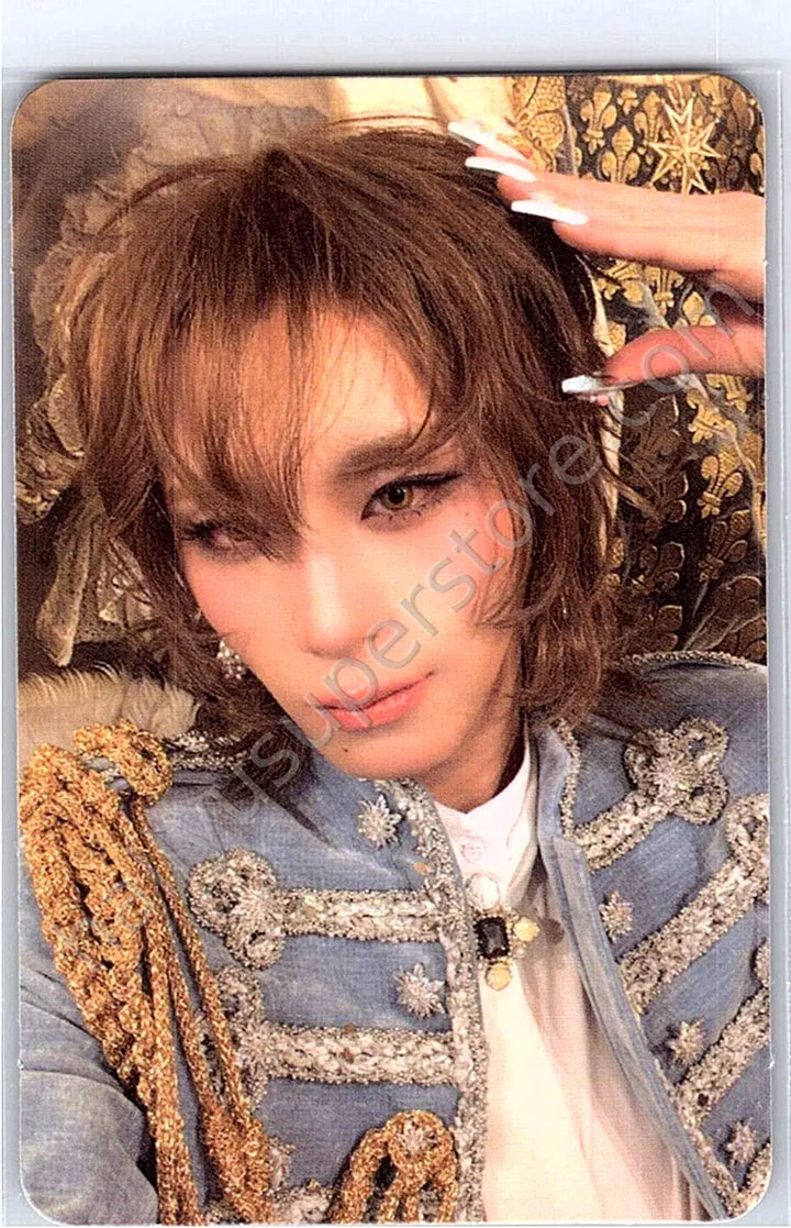 XLOV - Haru - I, God album photocard G version