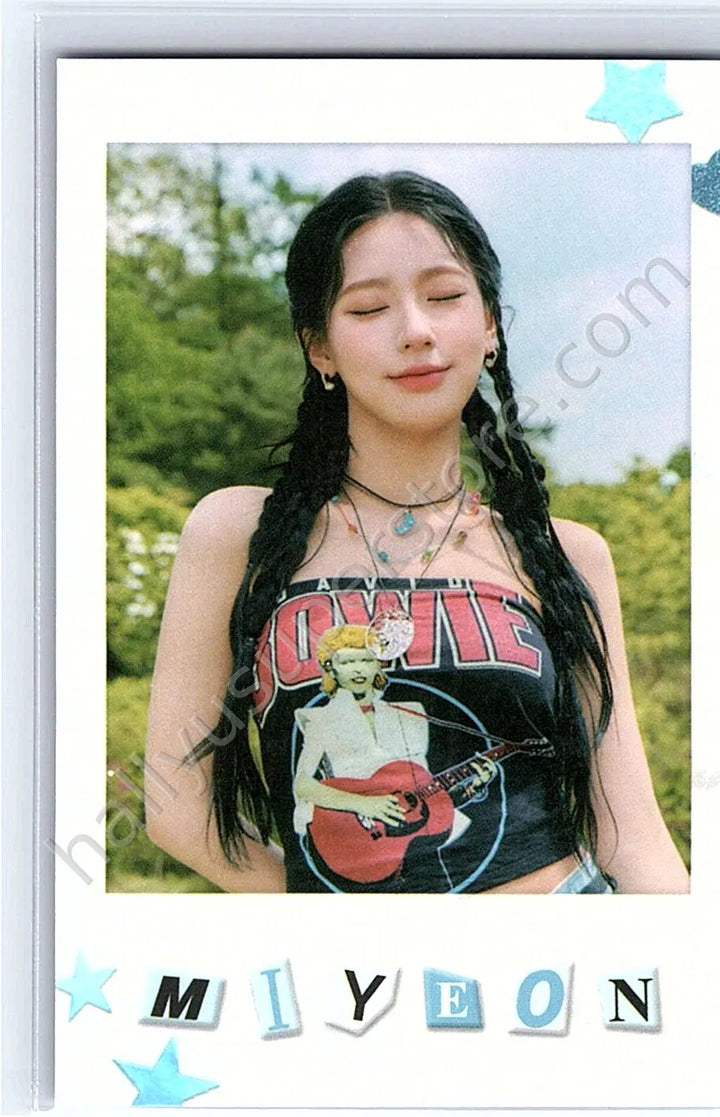 i-dle - Miyeon - i-dle - Miyeon - 2023 World Tour [I am Free-TY] Event polaroid polaroid set tour merch