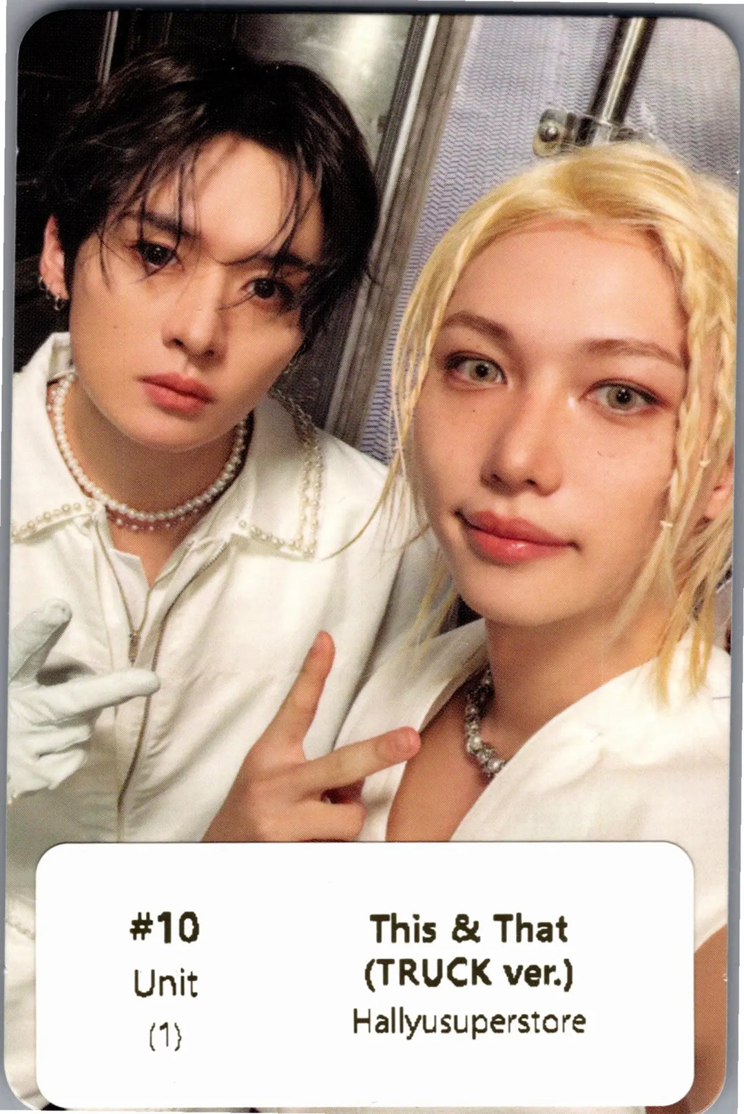 Stray Kids "THIS &amp; THAT" - Official Photocard (TRUCK Ver.) [26.08.10]