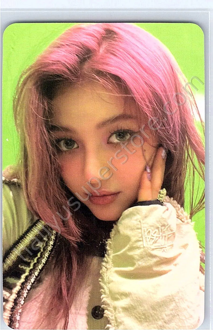 NewJeans - Danielle - NewJeans “OMG” A version album photocard version 1 weverse album version
