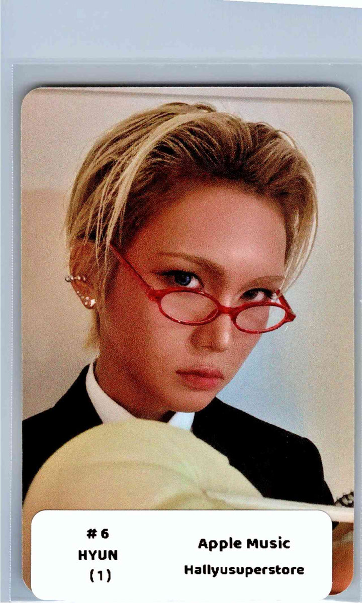 XLOV "I,God" - Apple Music Pre-Order Benefit Photocard [26.06.04]