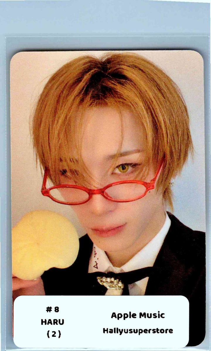 XLOV "I,God" - Apple Music Pre-Order Benefit Photocard [26.06.04]