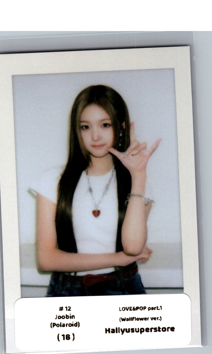 TripleS "LOVE&amp;POP pt.1" - Official Double Class Object, Polaroid Photocard (WallFlower ver.) [26.06.04]