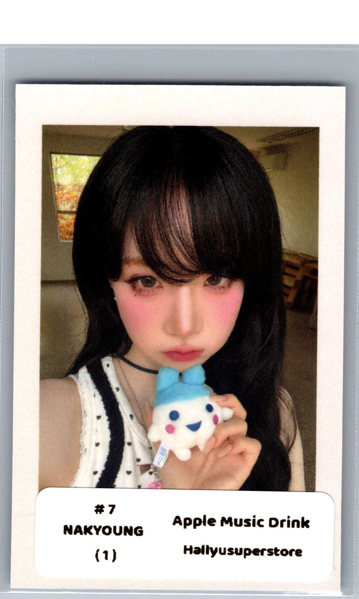 TripleS "LOVE&amp;POP pt.1" - Apple Music Drink Event Polaroid type Photocard [26.06.04]