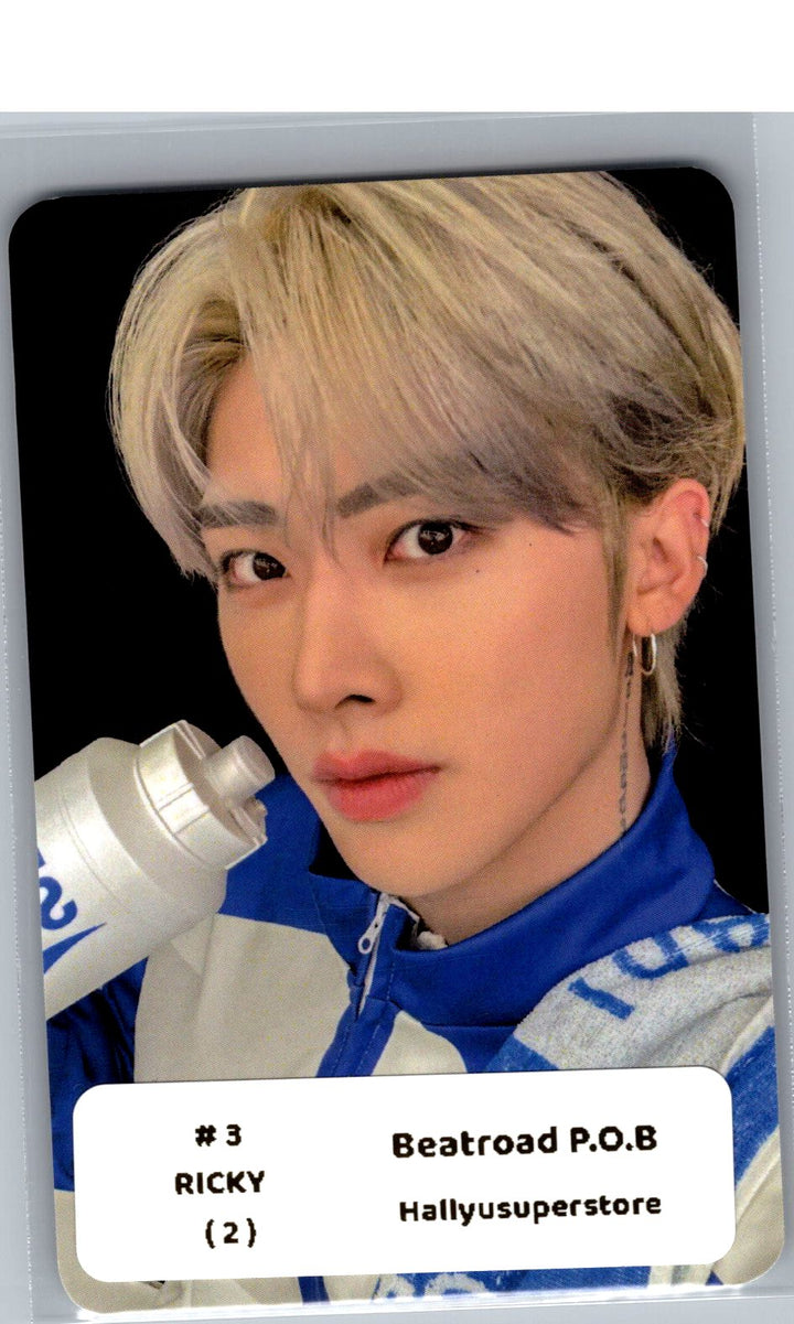 AND2BLE "Sequence 01: Curiosity" - Beatroad Pre-Order Benefit Photocard [26.06.05]