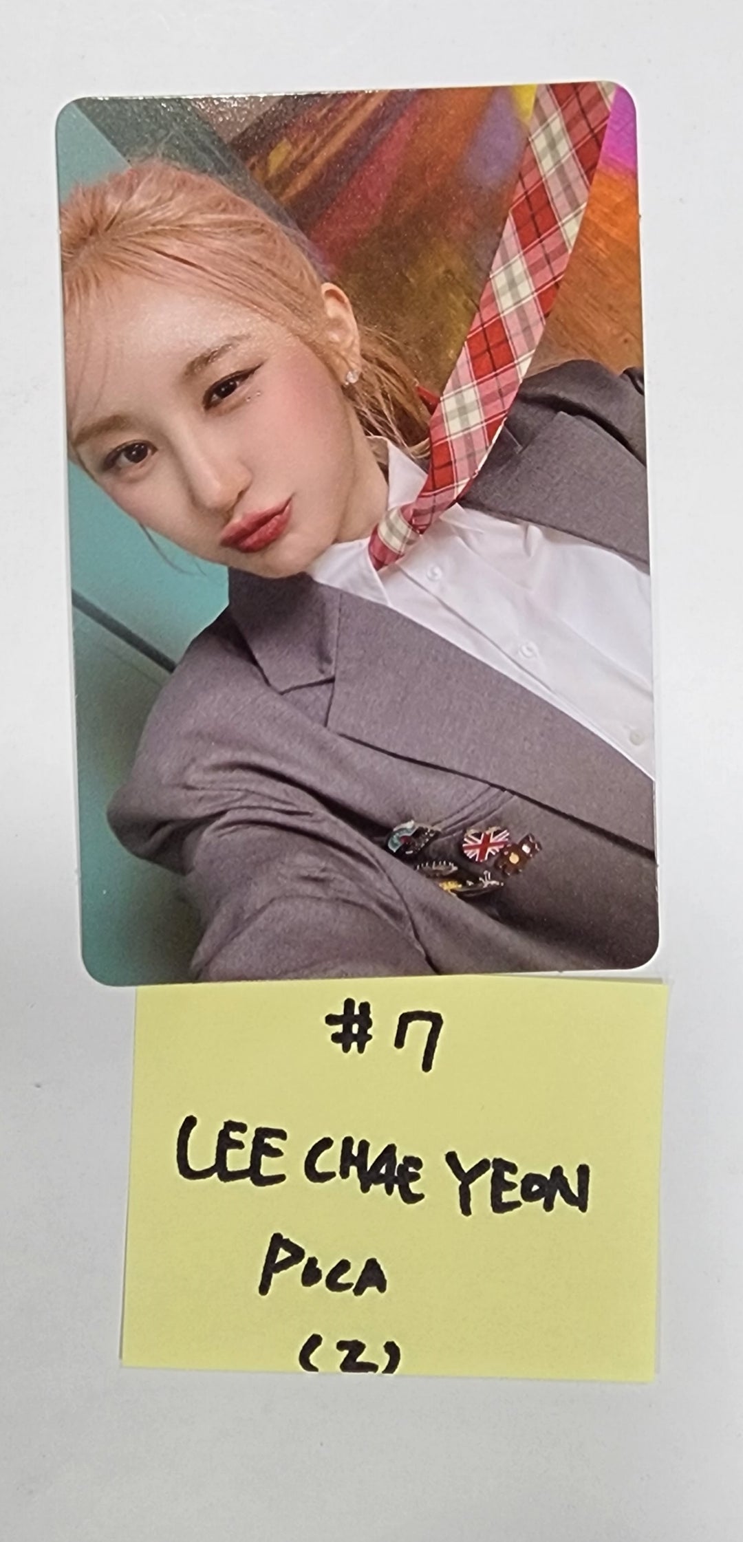 Lee Chae Yeon "Over The Moon" - Official Photocard [Poca Album] - HALLYUSUPERSTORE